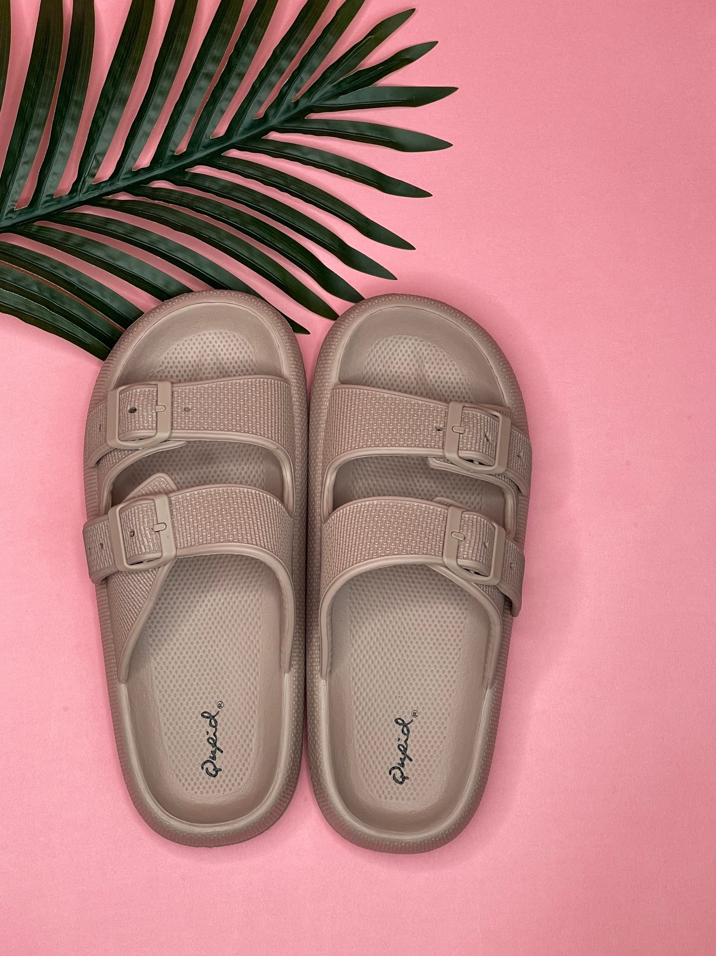 Feels Like A Cloud Beige Slides